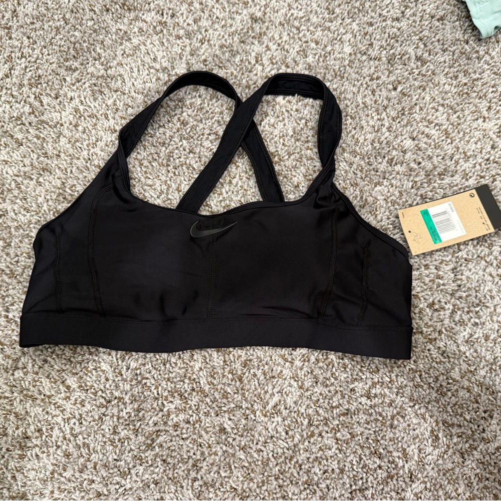 Nike Women's Sleek Black Sports swim top